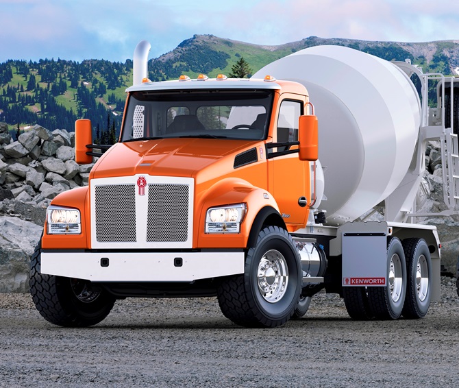 なつ 1983 Datsun 280ZX | Classic Auto Mall