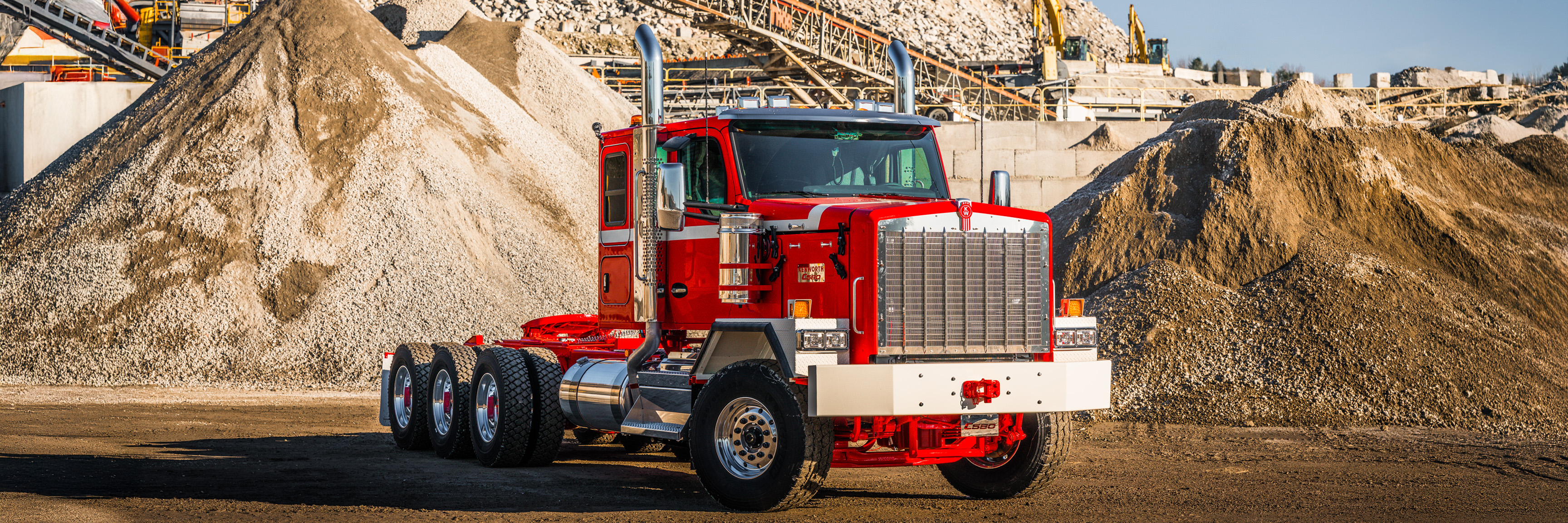 T680 parked in front of mountain