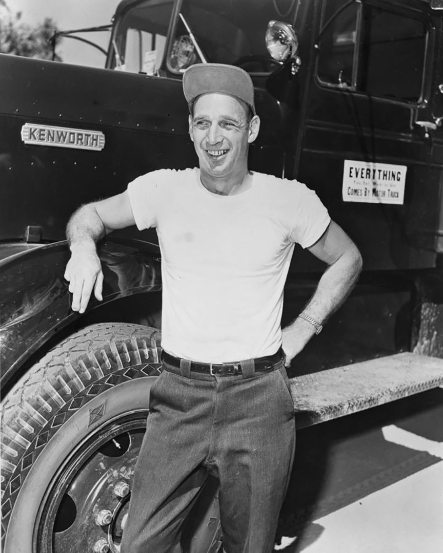 Kenworth driver 1949
