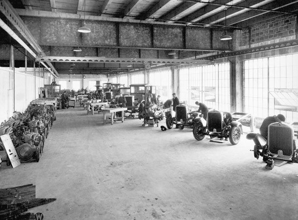 Old photo of truck factory in Seattle
