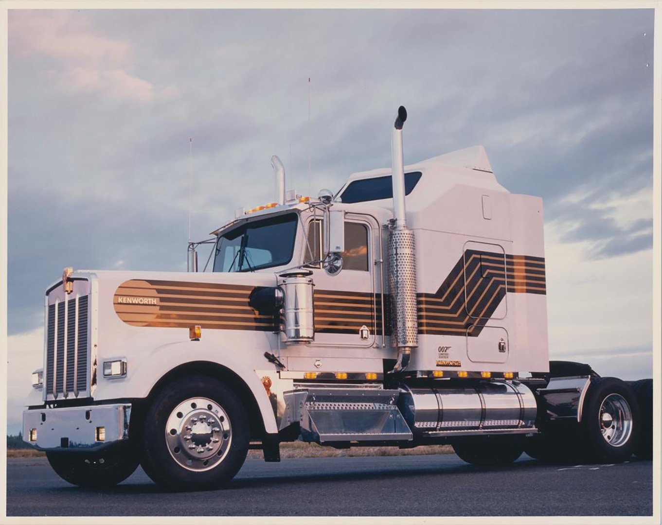 Kenworth truck 1990